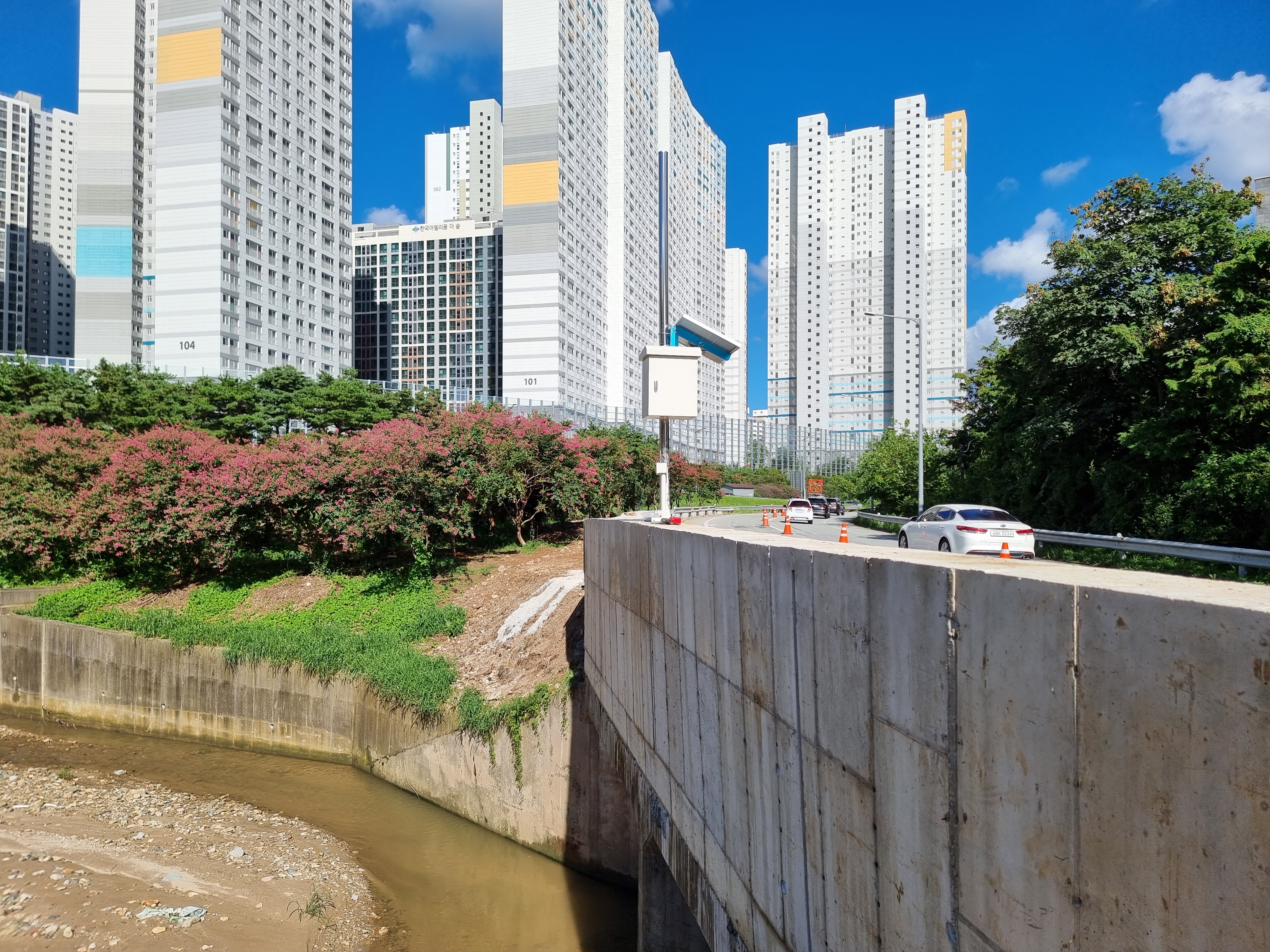 도로공사 설치 현장 10